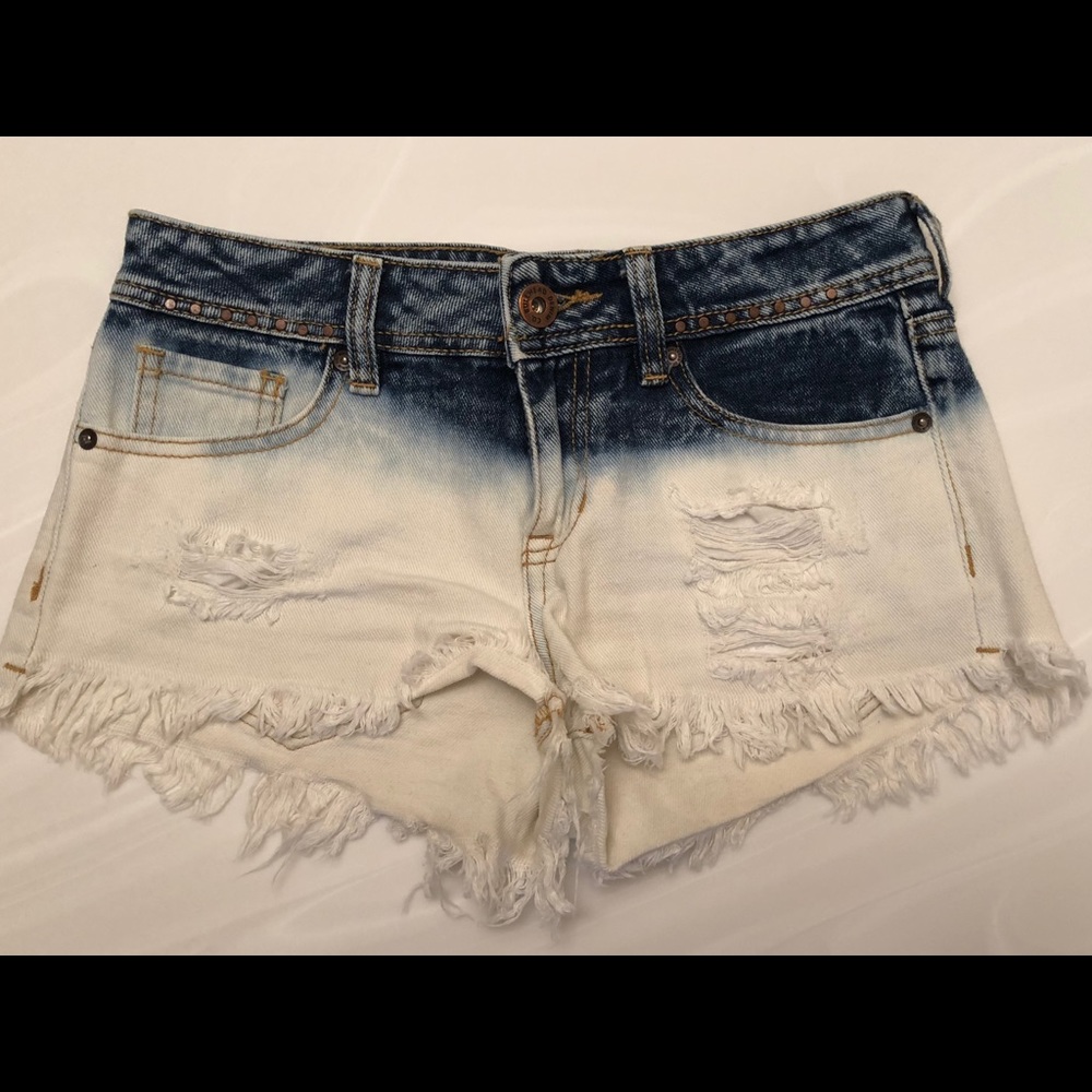White and navy blue denim shorts